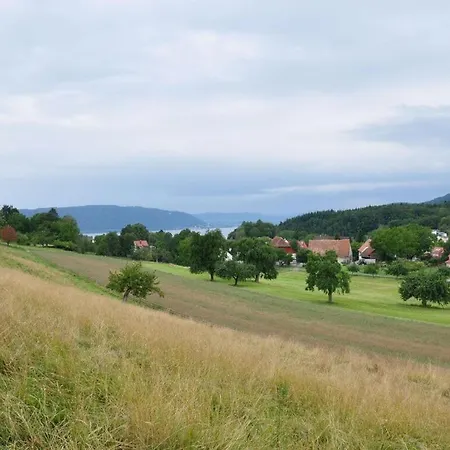 Beech Modern Retreat *